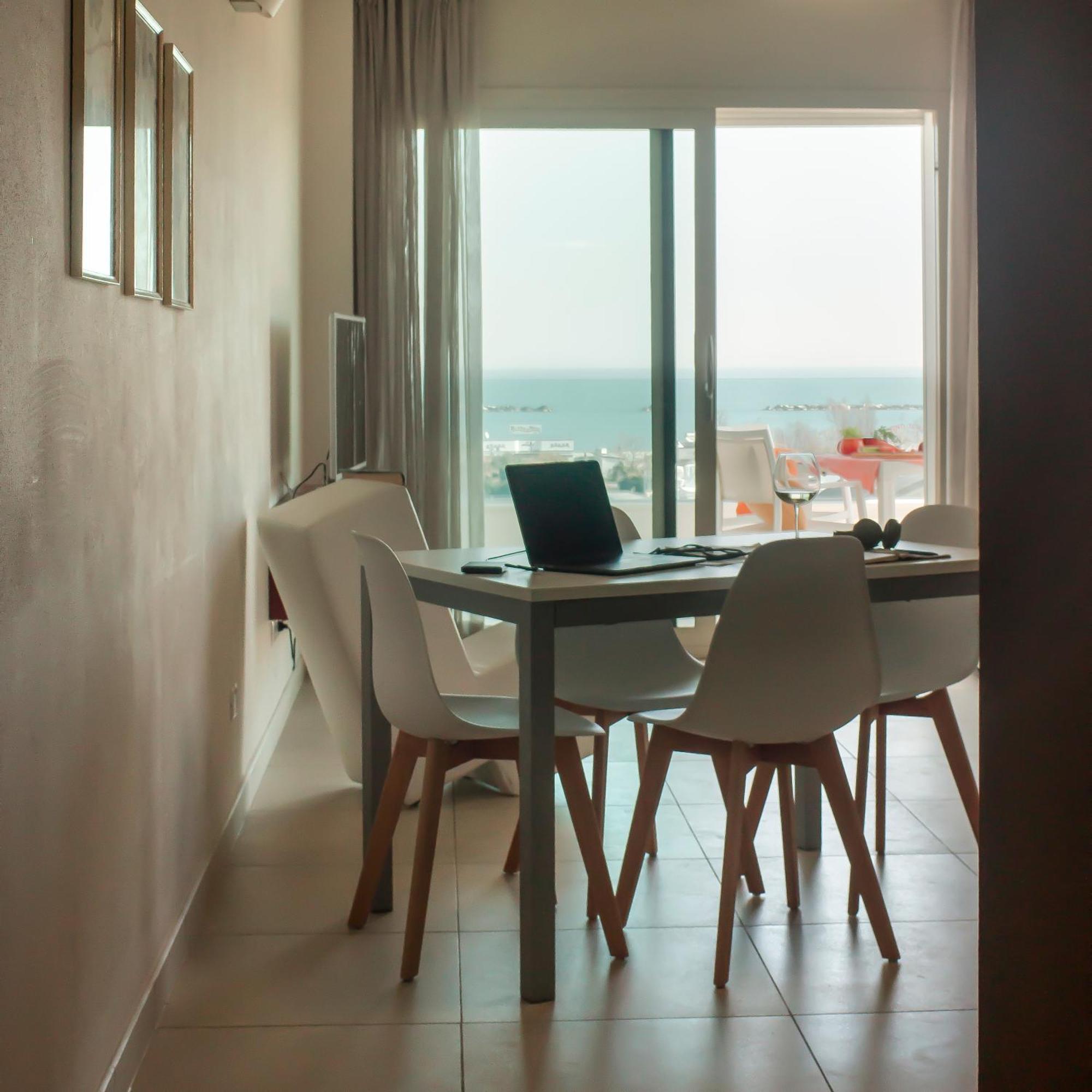 Residence Millecento Cesenatico Exterior photo